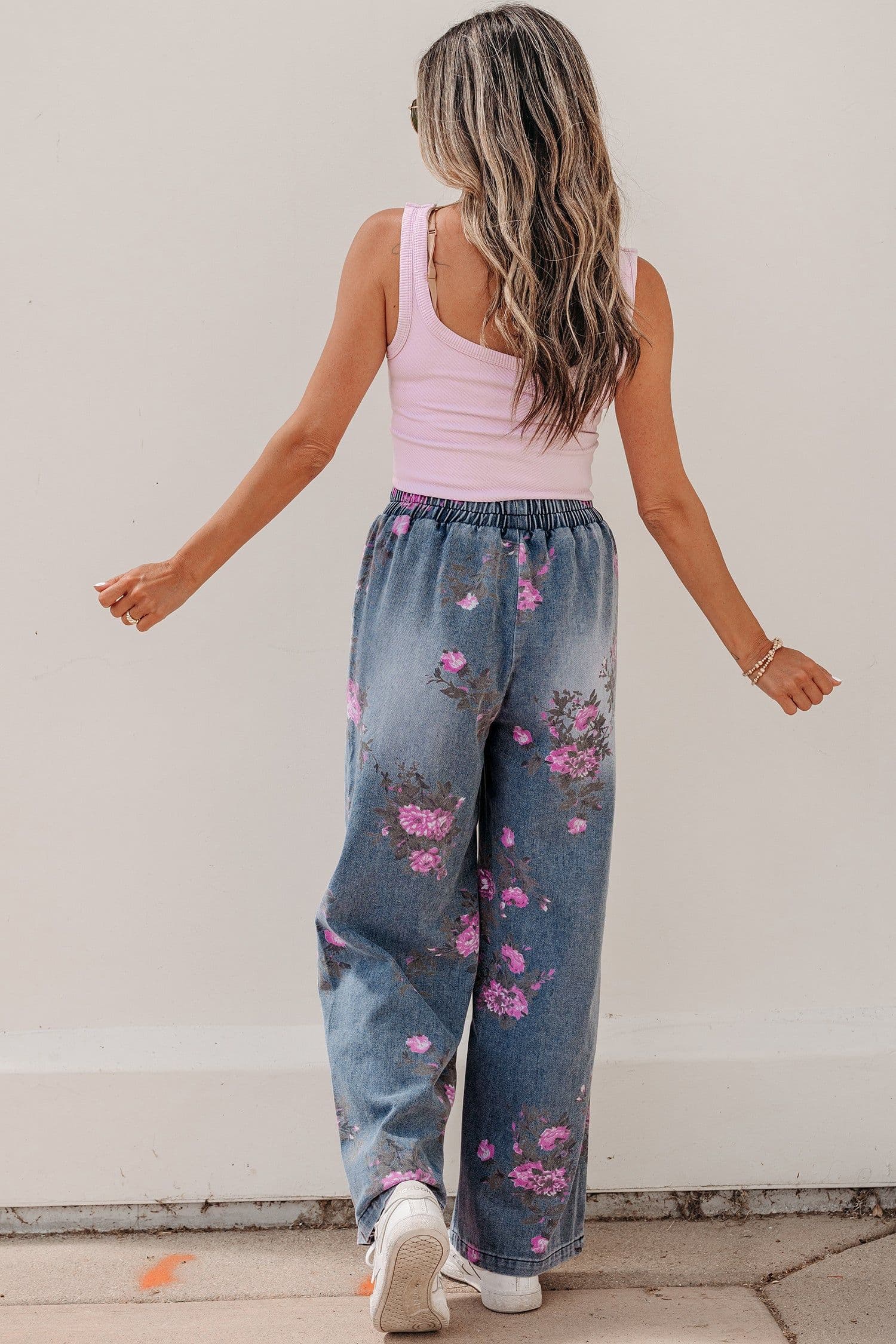 image-Blue Floral Print Elastic Waist Casual Jeans (50 characters)