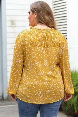 image-Yellow Plus Size Floral Print Ruched Blouse