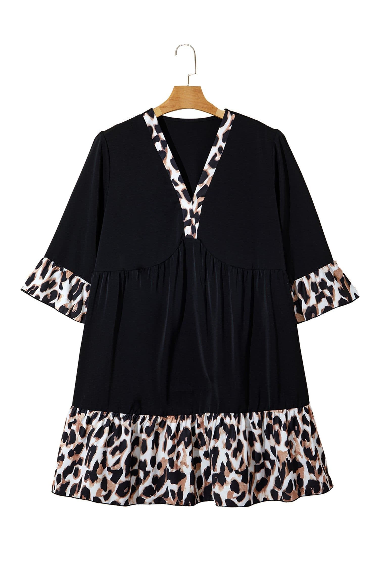 image-Black Plus Size Leopard Patchwork V-Neck Dress