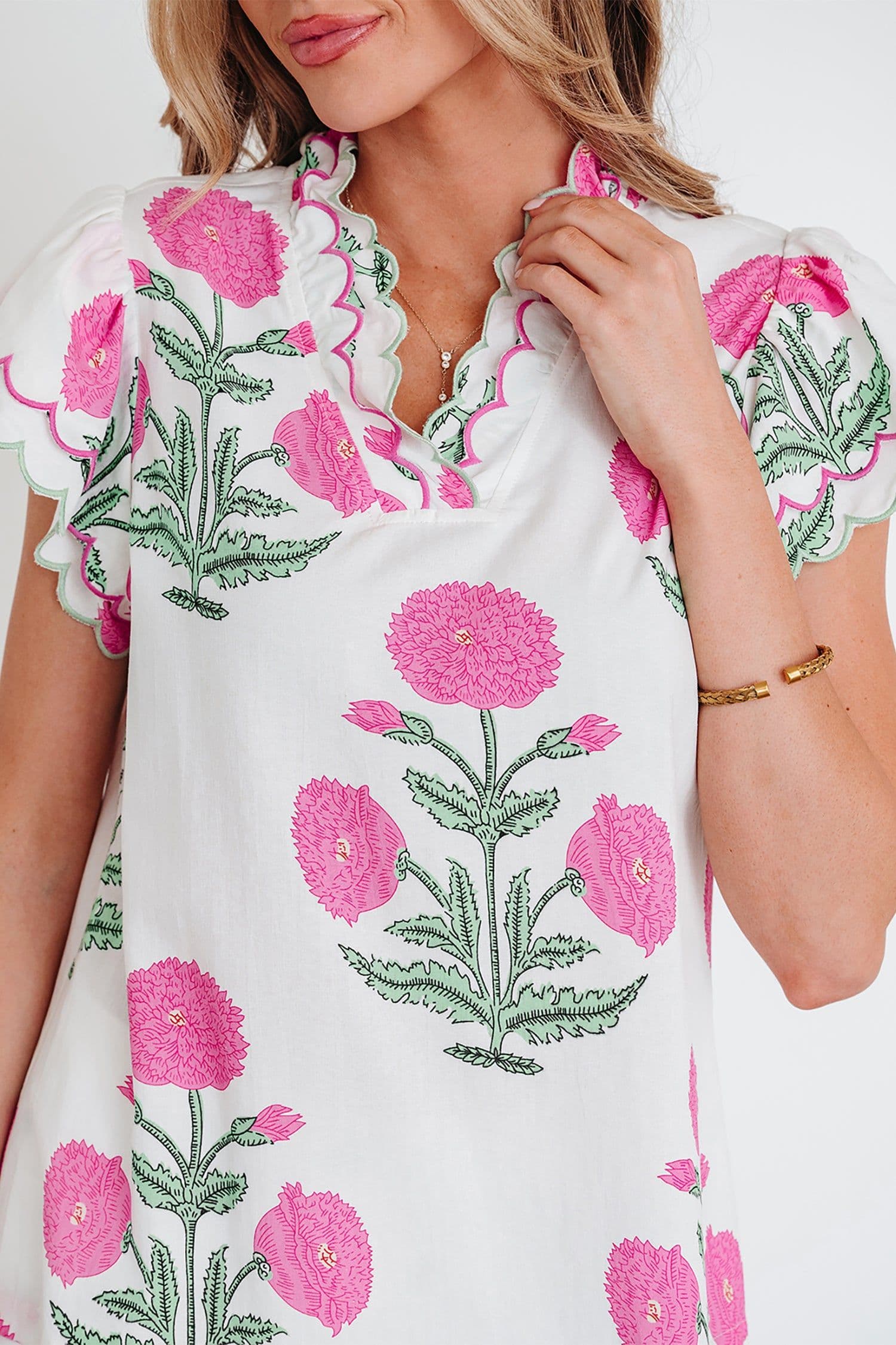 image-Blue Wild Flower Print Contrast Trim Scallop Detail Short Sleeve Blouse