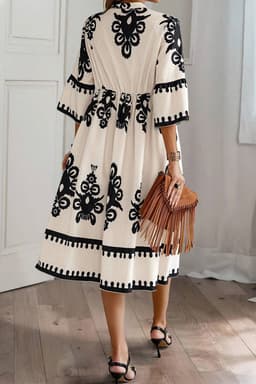 image-Geometric Print 3/4 Sleeve Loose Midi Dress - Black