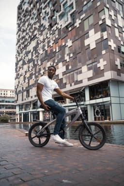 image-The Official Solar Beam Yellow E-Bike with Built-in Speakers & Bluetooth (Range up to 60km)