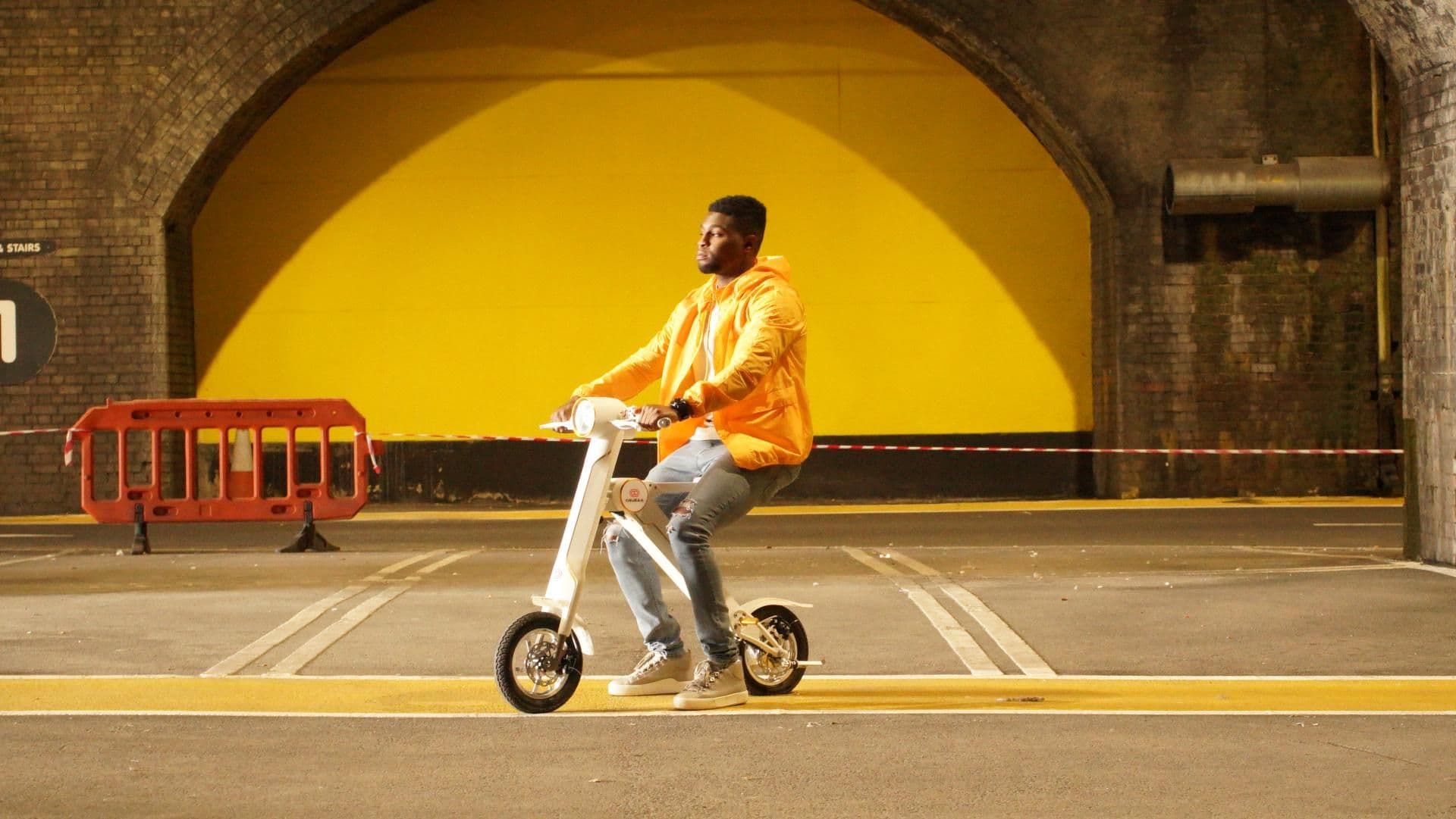 image-The Cruzaa PRO Electric Scooter - 35km Range & 25kmh Top Speed Cruzaa Built in Bluetooth & Speakers + USB - Racing White
