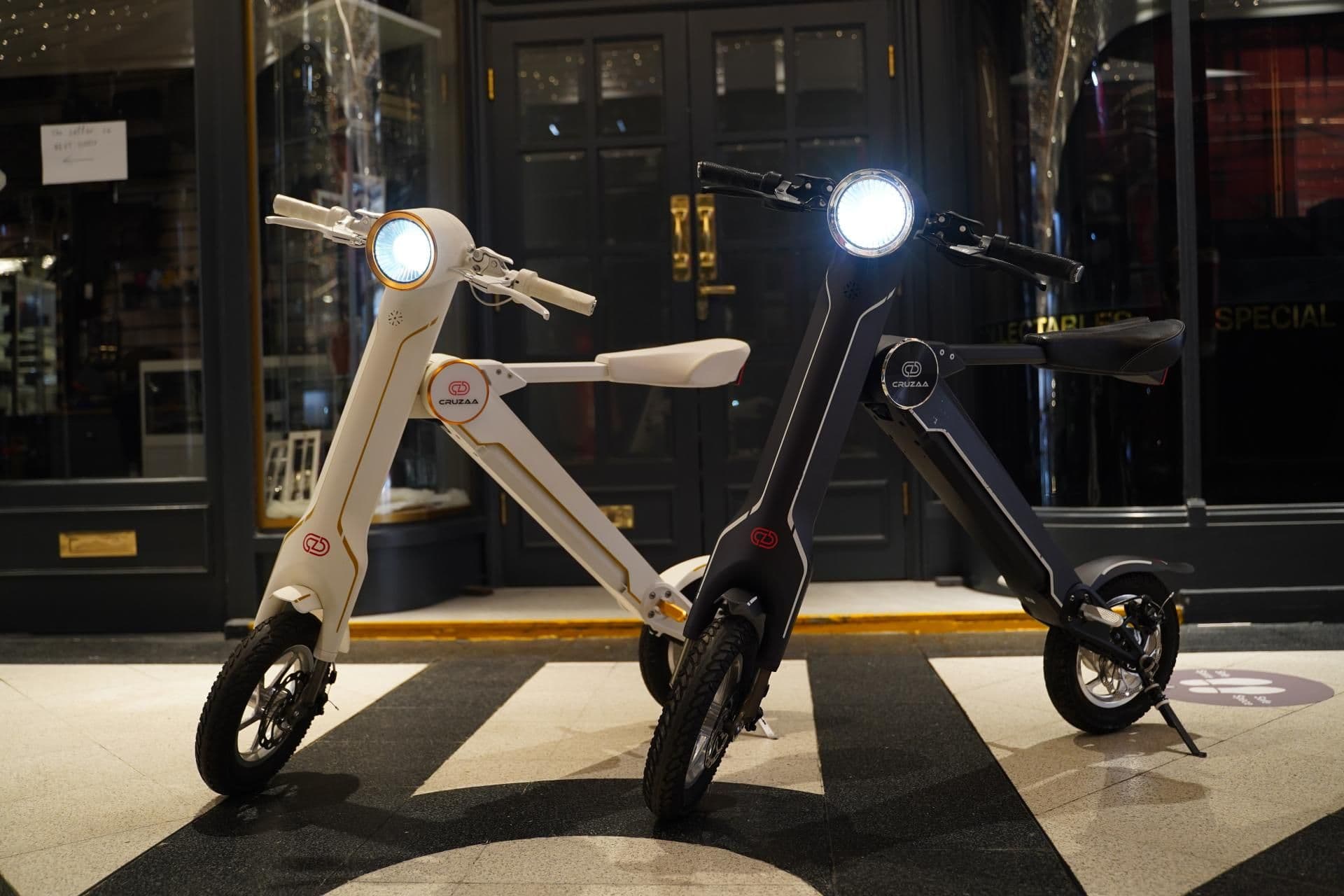 image-The Cruzaa PRO Electric Scooter - 35km Range & 25kmh Top Speed Cruzaa Built in Bluetooth & Speakers + USB - Racing White