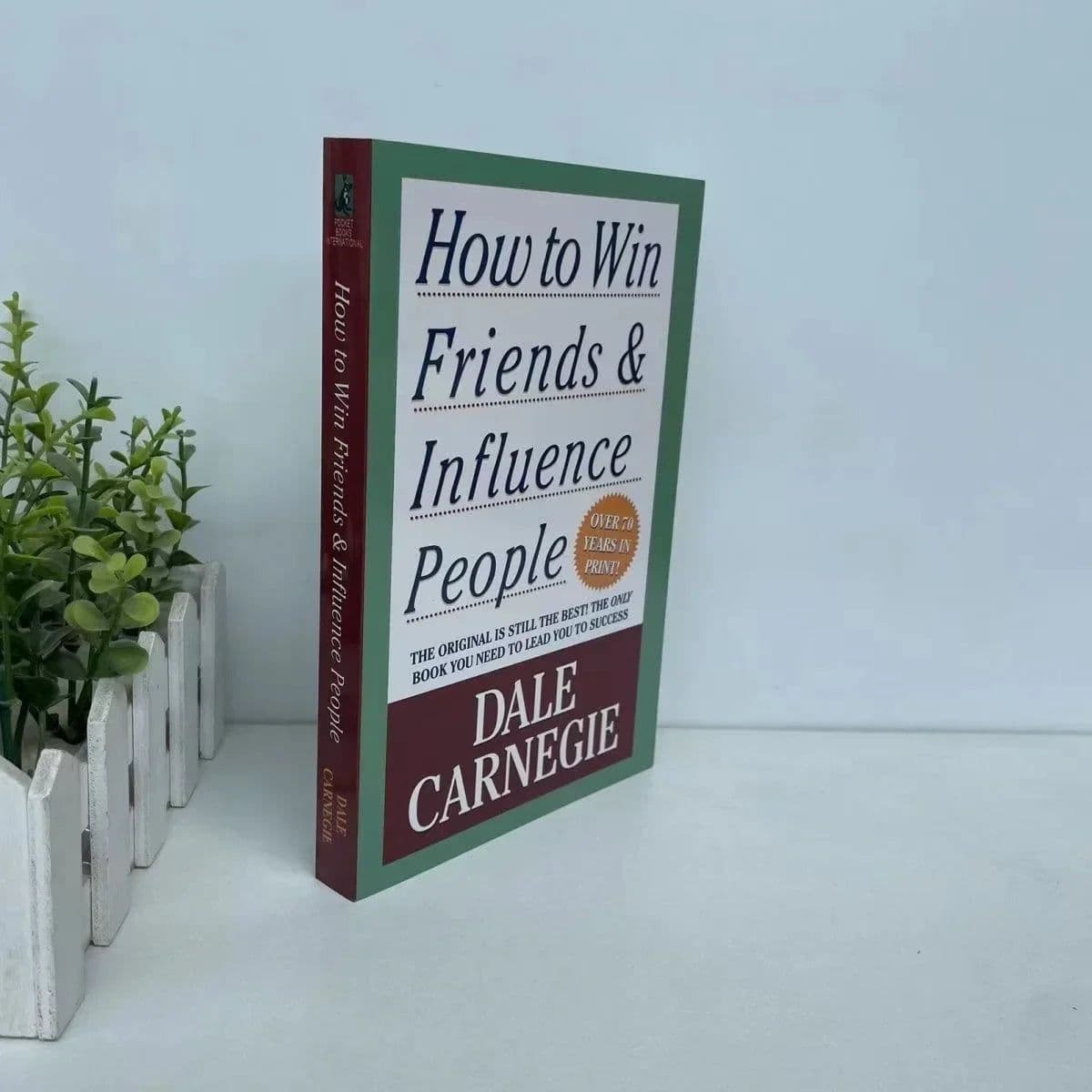 image-How To Win Friends & Influence People By Dale Carnegie Interpersonal Communication Skill Self-improvement Reading Book for Adult