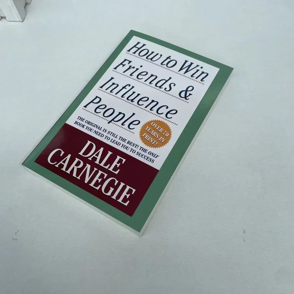 image-How To Win Friends & Influence People By Dale Carnegie Interpersonal Communication Skill Self-improvement Reading Book for Adult