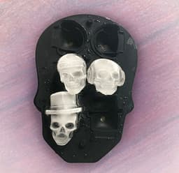 image-Creative 3D Skull Mold Ice Cube Tray Silicone Mold Soap Candle Moulds Sugar Craft Tools Bakeware Chocolate Moulds