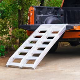 image-VEVOR Rampes de Chargement en Alu, Charge 4 t, Rampe d’Accès avec Extrémité de Fixation Supérieure à Crochet, Rail de Chargement pour Moto, Tracteur, VTT, Camion, Tondeuse à Gazon, 183x38 cm, 2PCs