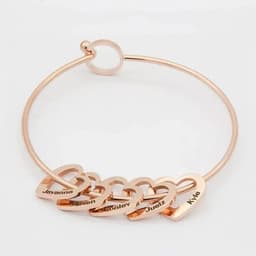 image-Love Bracelet Peach Heart Name Lettering Titanium Steel Bracelet