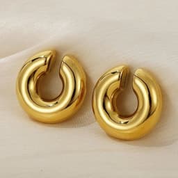 image-1 Pair Smooth Circle C Shape Clip Earrings For Women Lightweight