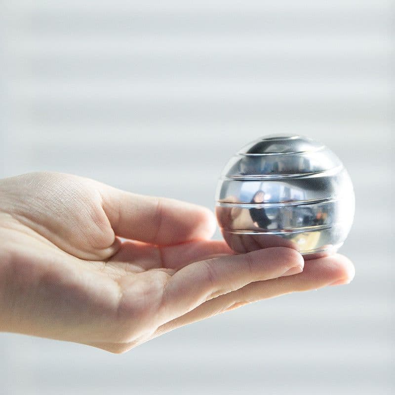 image-Novelty Decompression Gyroscope Desktop Toy Silver