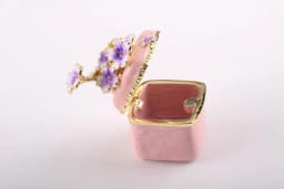 image-Pink Box