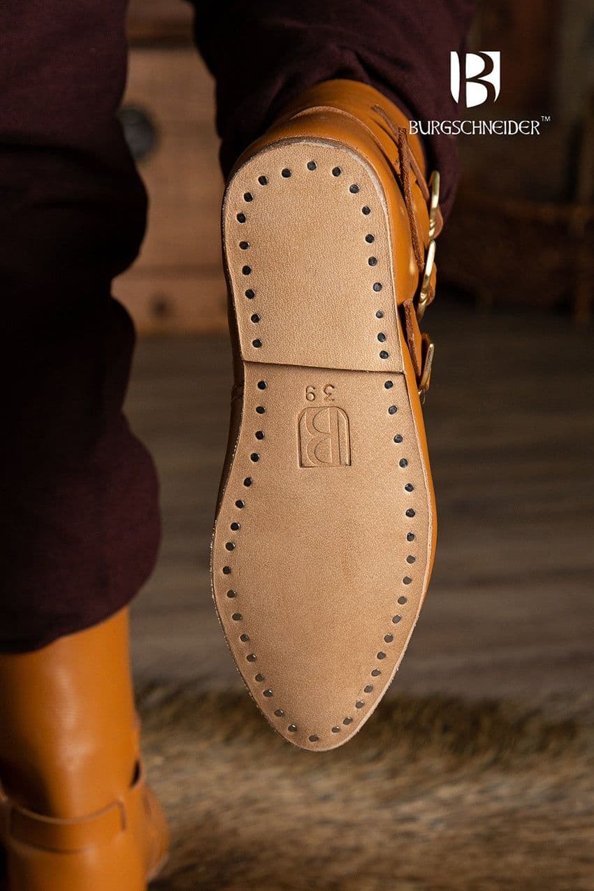 image-Medieval Shoes Reinhardt