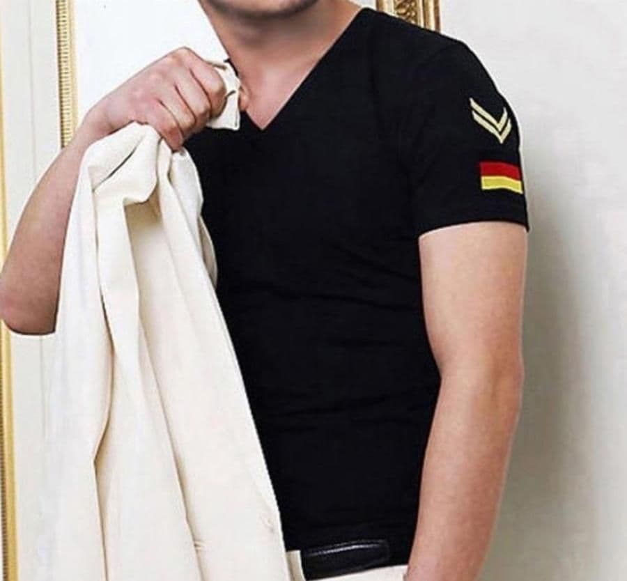 image-Mens Slim Fit Tee Shirt with Army Badge
