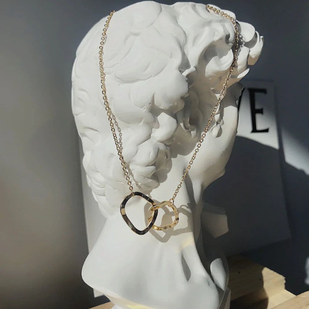 image-Womens Irregular Interlocking Circle Necklace