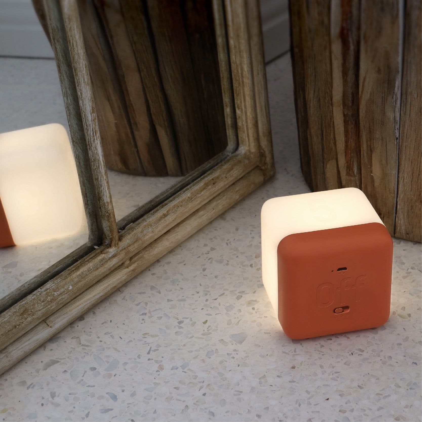 image-Portable charging LED desk lamp