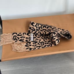 image-Korean Style High-grade Wool Knitted Small Scarf