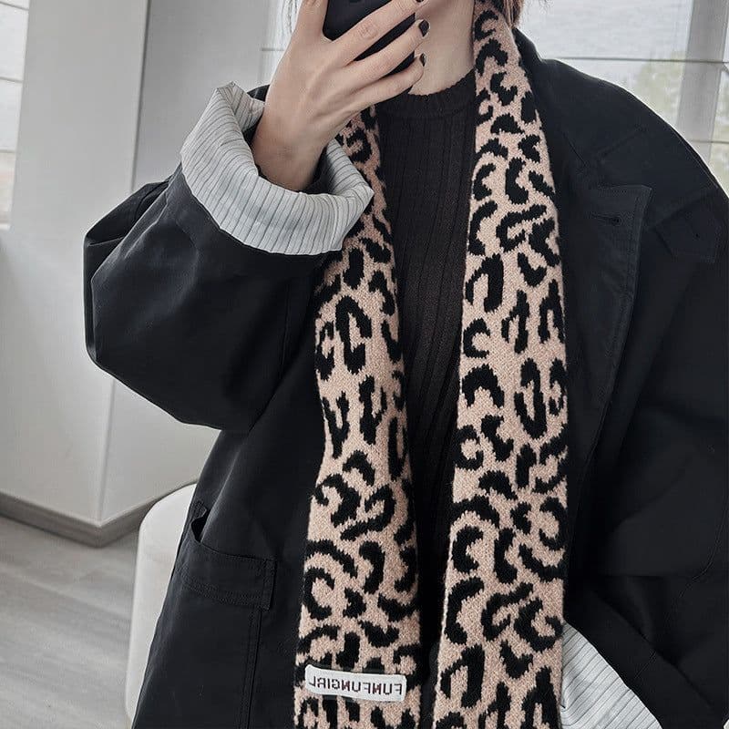 image-Korean Style High-grade Wool Knitted Small Scarf