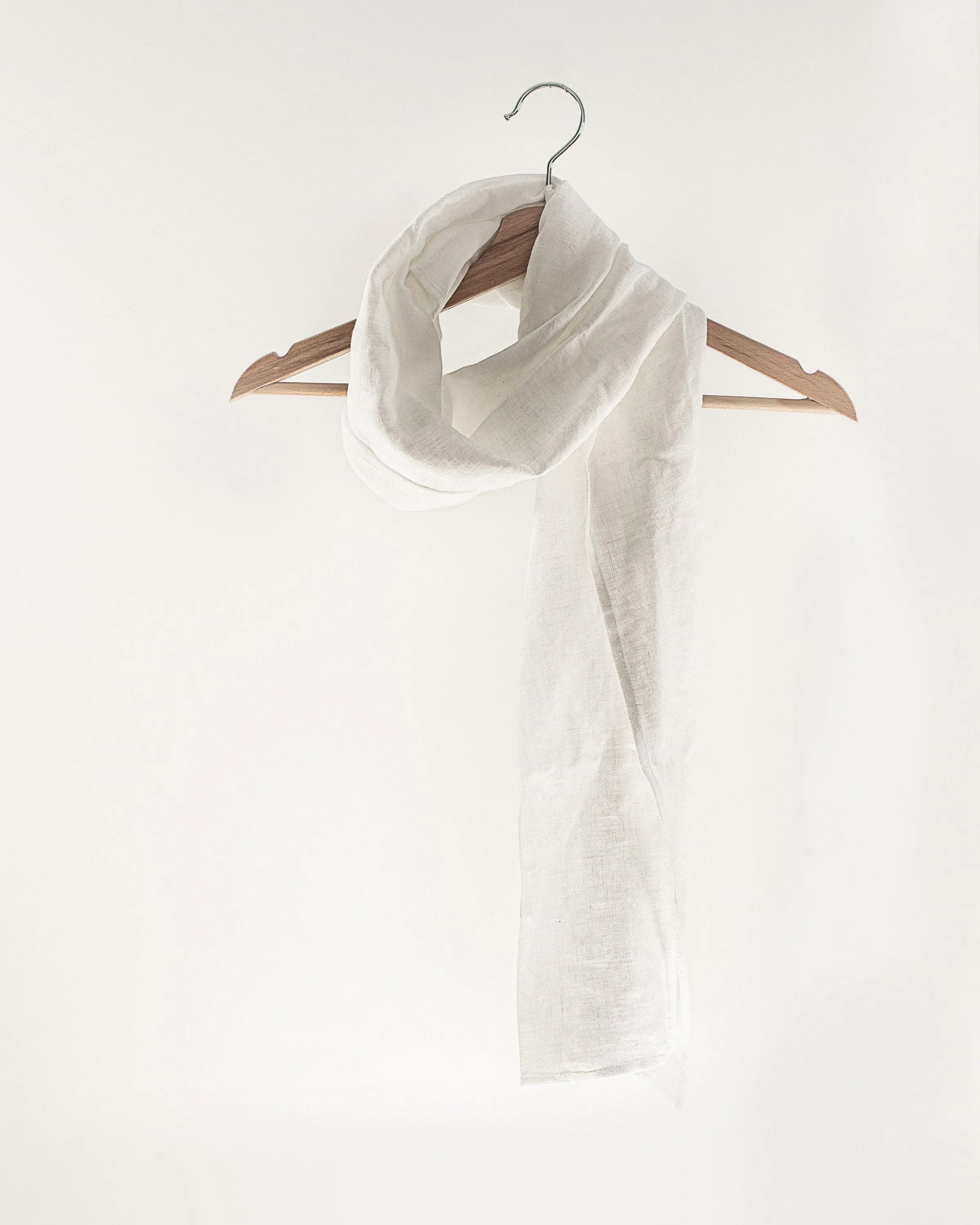 image-Snow White linen scarf