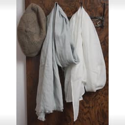 image-Snow White linen scarf