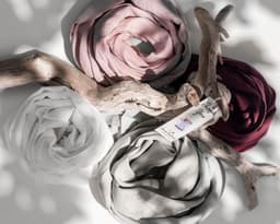 image-Snow White linen scarf
