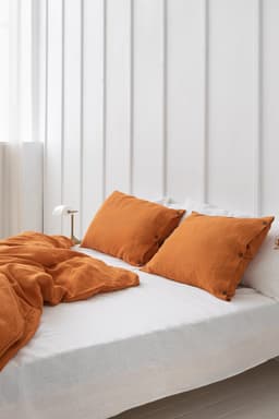 image-Light Chestnut linen duvet cover with coconut buttons