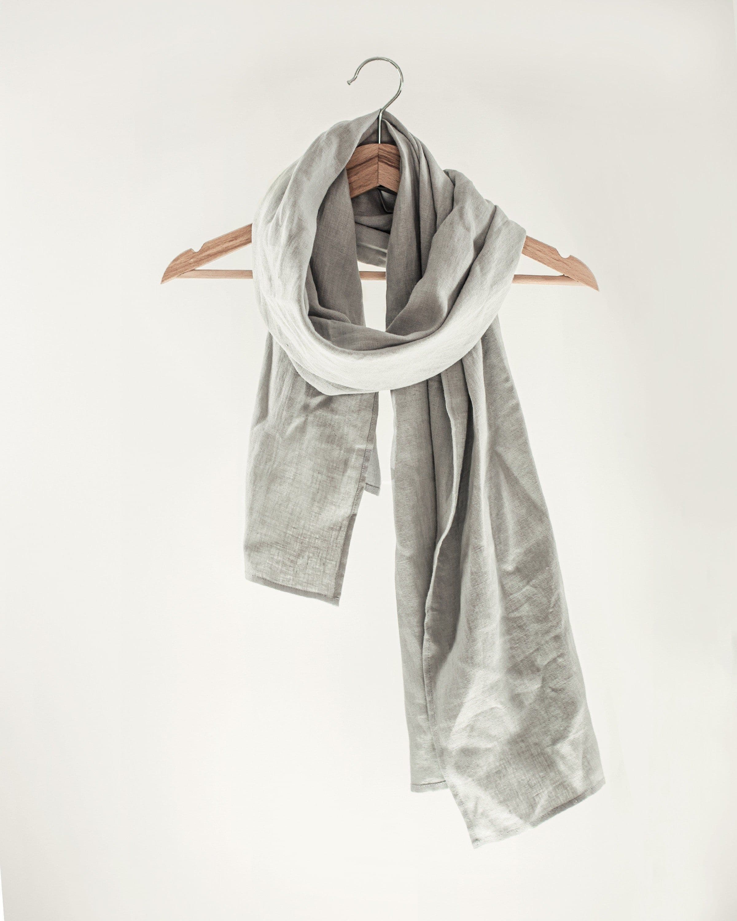 image-Linen scarf in Light Grey