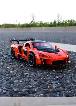 image-Maisto 1:32 Diecast Car Model with Sound & Light Features