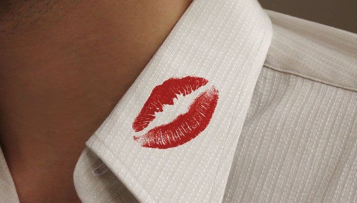 image-Self Inking Kiss Stamp