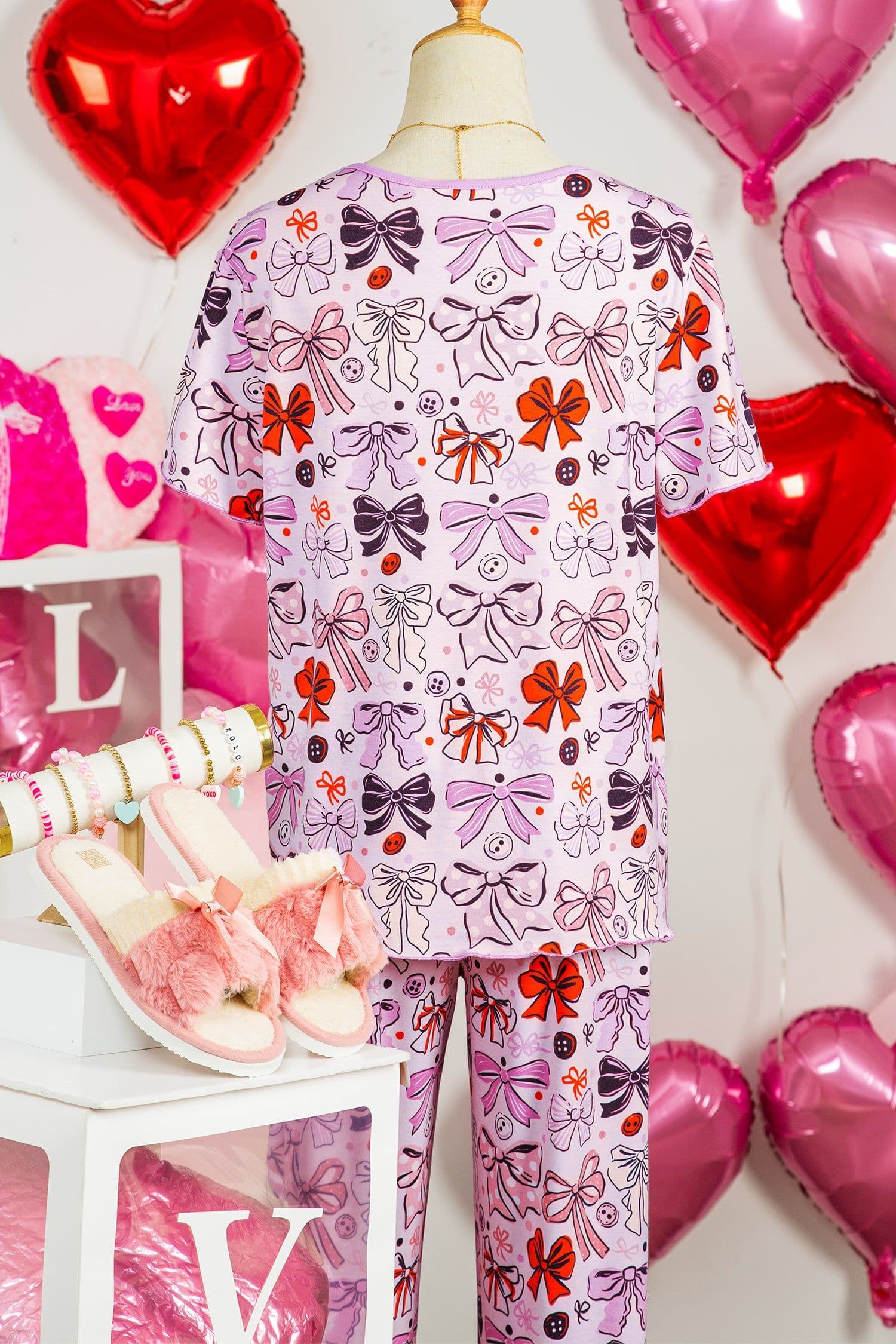 image-Pink Diverse Bows Buttons Printed Contrast Trim Short Sleeve Shirt Pajama Pant Set