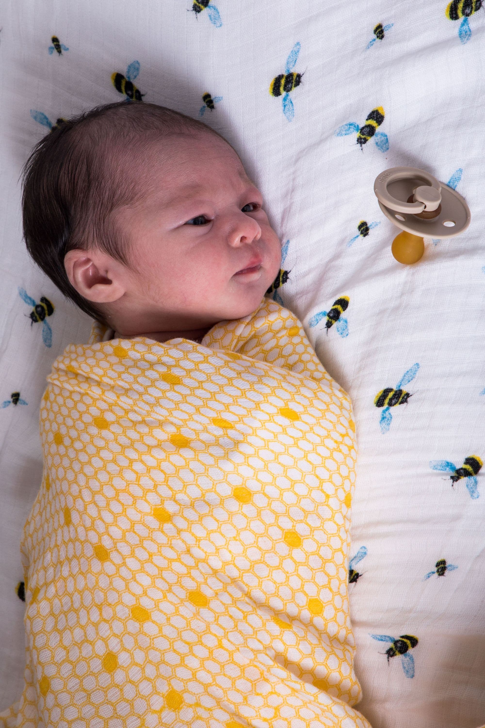 image-ORGANIC SWADDLE - HIVE
