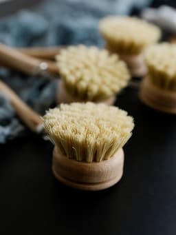 image-Eco-Friendly Beech Wood Handle Pot Brush with Durable Steel & Plastic