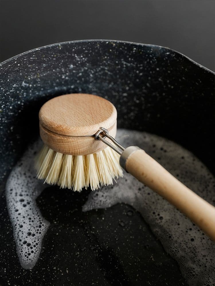 image-Eco-Friendly Beech Wood Handle Pot Brush with Durable Steel & Plastic