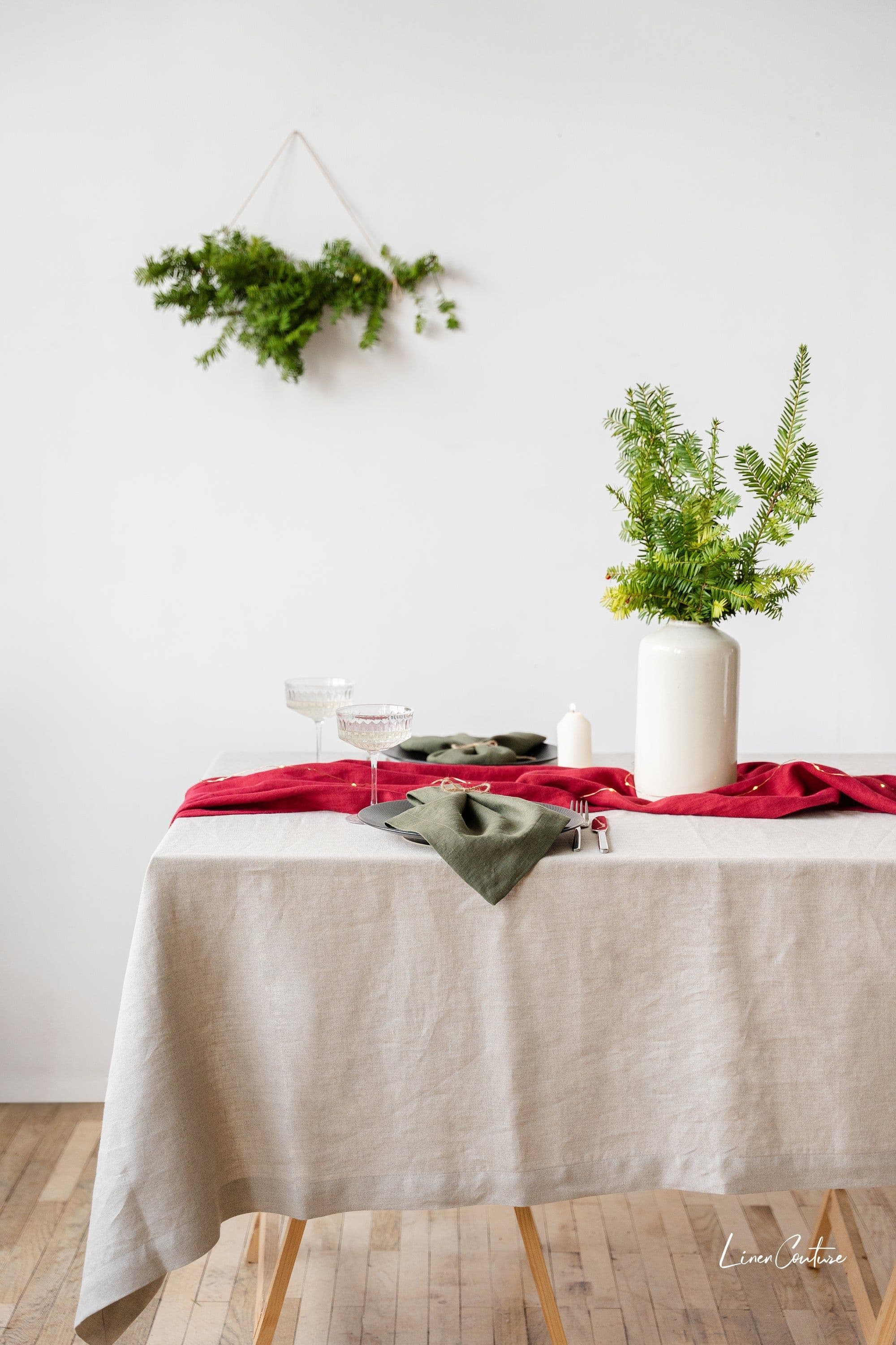 image-Linen table cloths