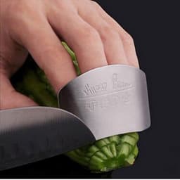 image-Novelty Cooking Tools 2-Inch Finger Guard