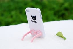 image-Cute Glasses Phone Stand