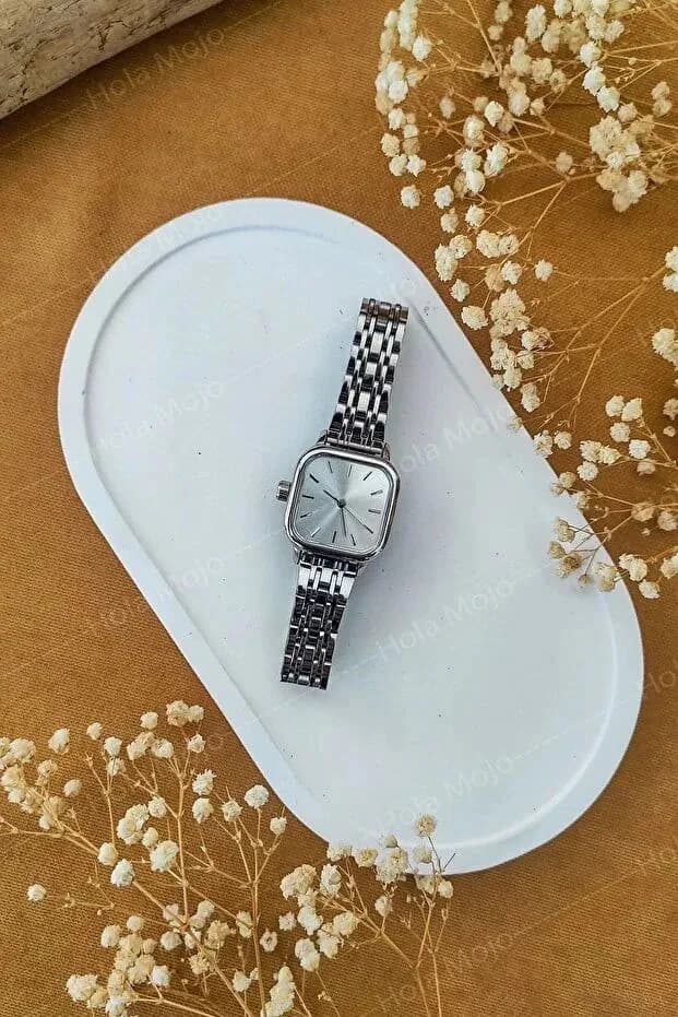 image-Retro Minimal Square Dial Women’s Wrist Watch