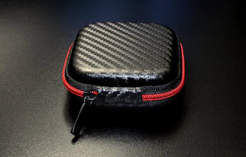 image-Carbon Fibre Earphone Box