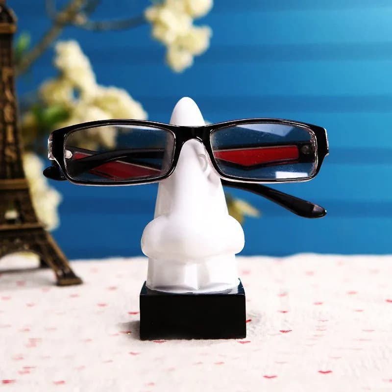 image-Nose Eyeglass Holder