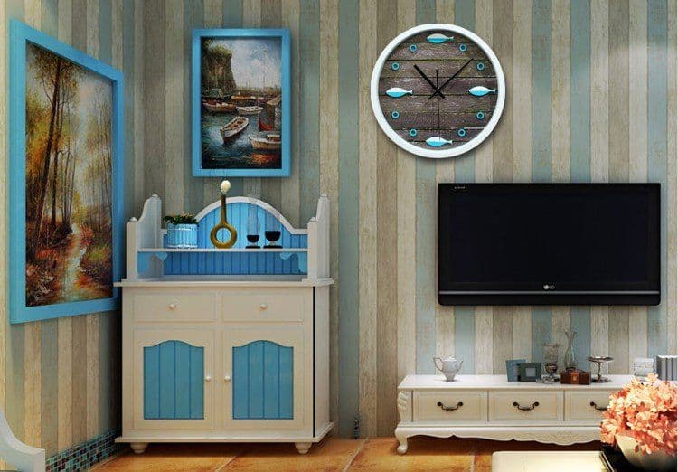 image-Nostalgic Fish Wall Clock