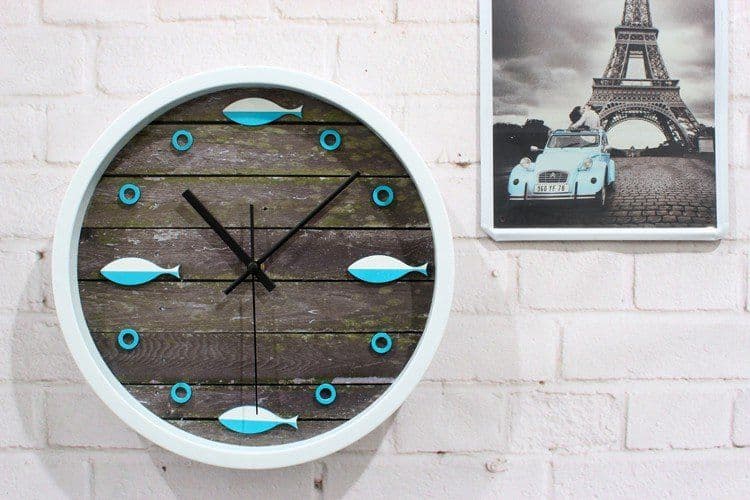 image-Nostalgic Fish Wall Clock