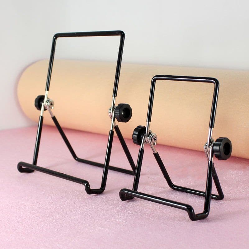 image-Metal Wire Stand