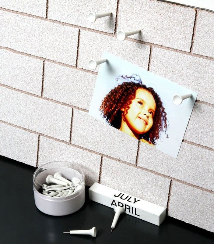 image-Golf Tee Pushpins