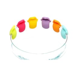 image-Tongue Wine Bottle Markers