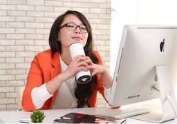 image-Temperature Indicating Touch Sensing Mug