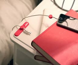image-Magnetic Cable organizer