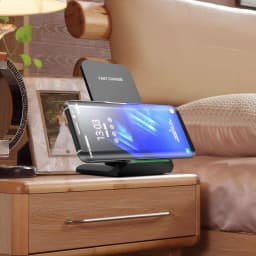 image-LED Indicator Wireless Quick Charger