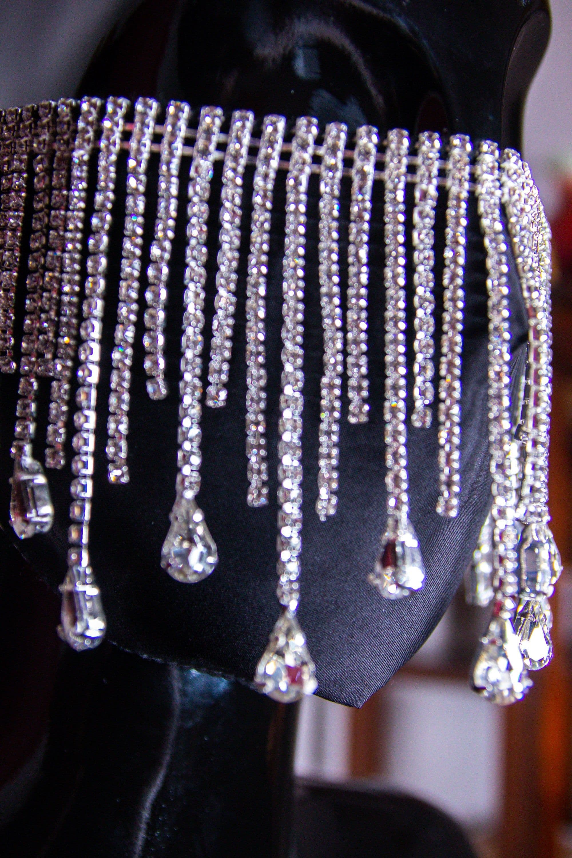 image-Mask - Tuxedo Tear-Drop