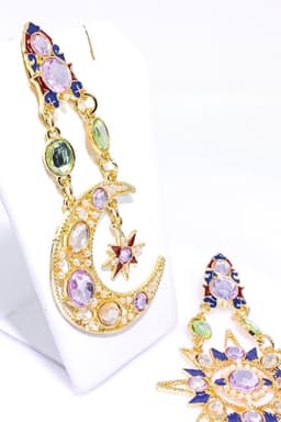 image-Dangle - Asymmetric Zodiac