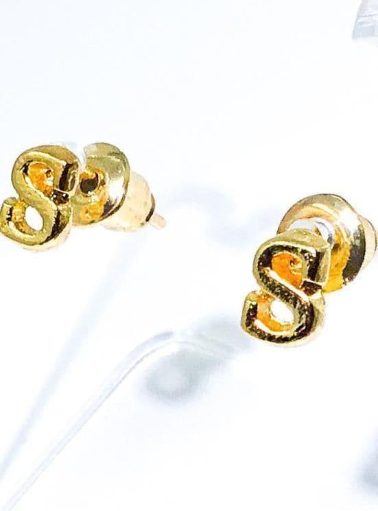 image-Studs - Dakota's Letter Earrings